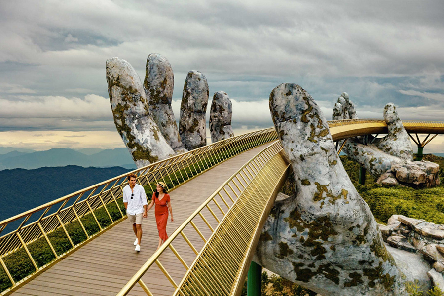 다낭 바나힐 단독 왕복차량 & E-티켓 (호텔 픽업 및 드랍 (공항) / 무제한 이용 / 입장권 / 왕복 케이블카)