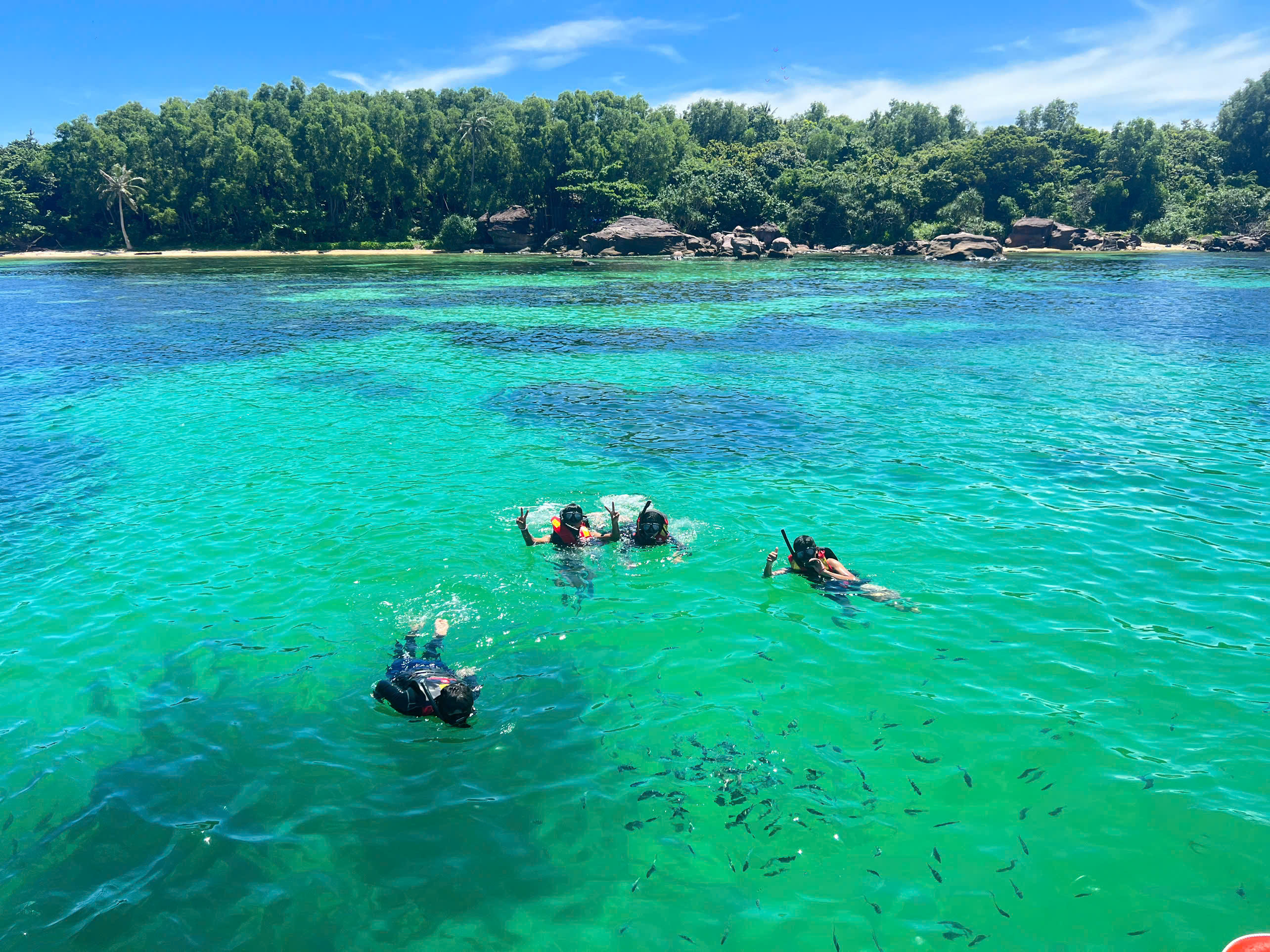 フーコック スピードボート ホッピングツアー（ビュッフェランチ＆サ<bos>ワールドケーブルカー）