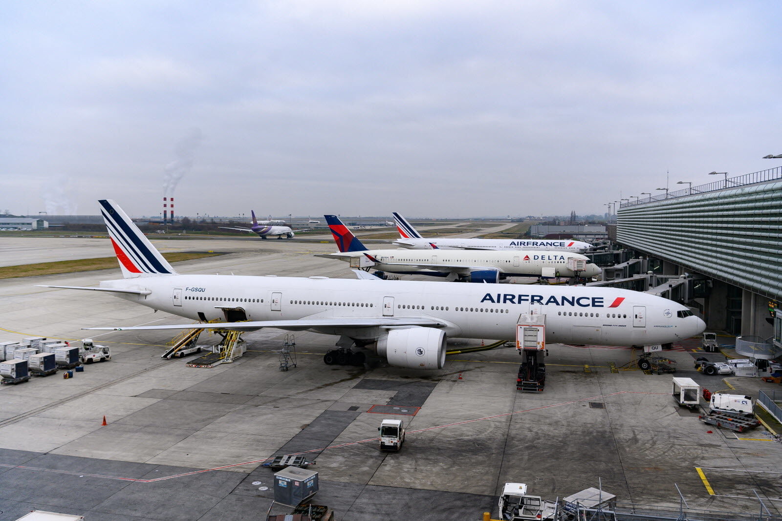 [파파윤투어] 파리 공항/역 - 파리 숙소 픽업 샌딩 서비스