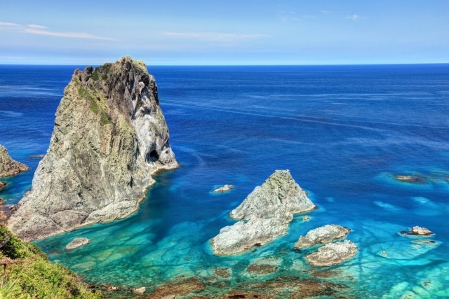 Hokkaido: Summer Day Tour (Cape Kamui, Shimamui Coast, Yoichi Distillery, Otaru)