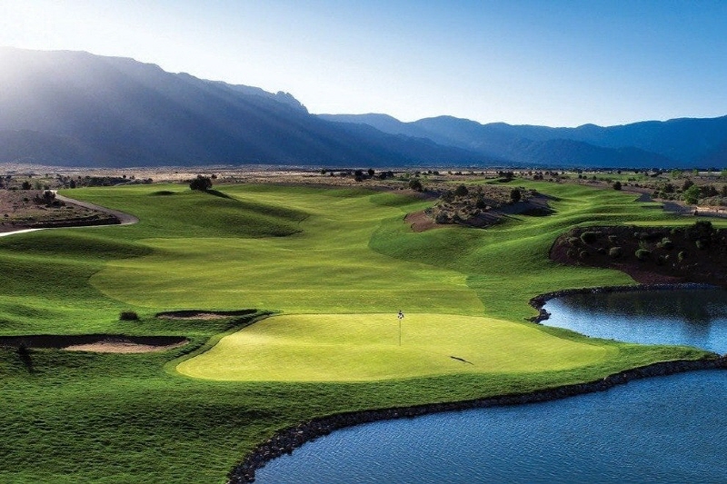 Hawaii Prince Golf Club Tour - Resort Course (18 Holes Green Fee + Cart Fee)