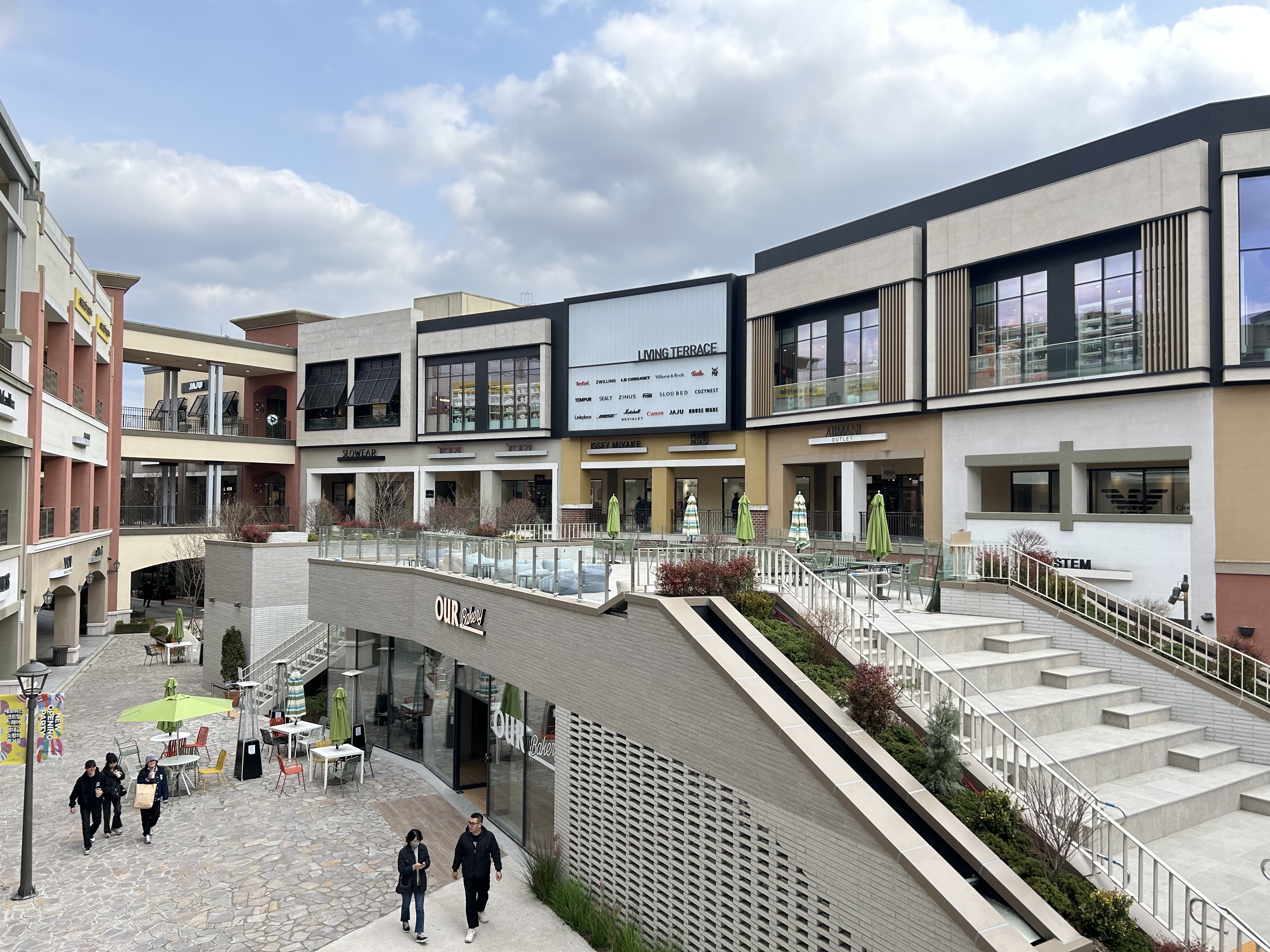 Paju Premium Outlets Round-trip Shuttle Bus (Seoul ↔ Paju Outlets)