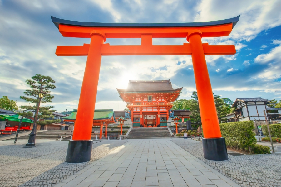 大阪発：宇治平等院＆伏見稲荷＆勝尾寺 日帰りツアー