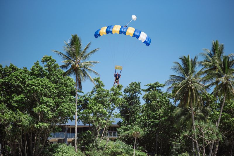 Cairns Skydiving (Mission Beach Landing Available)