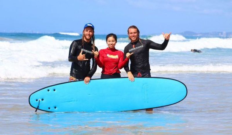 Gold Coast Surfers Paradise Surf Lesson