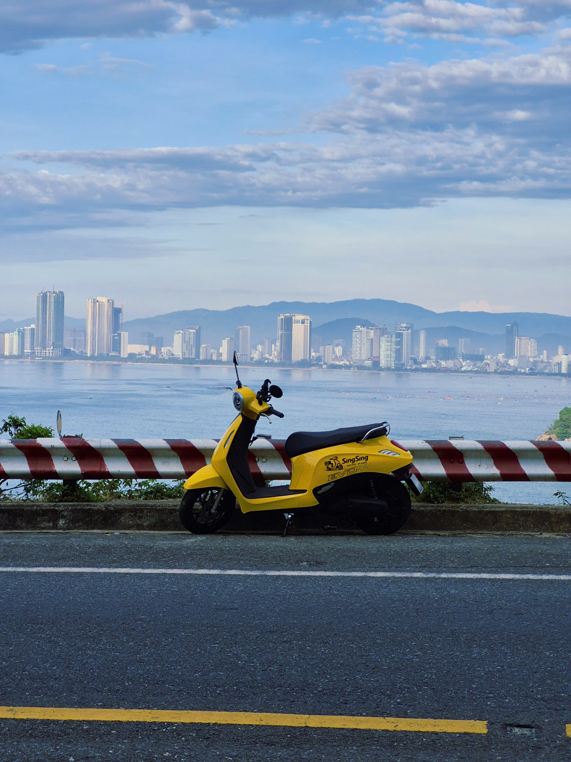 Da Nang Electric Scooter Rental (On-site Delivery Available)