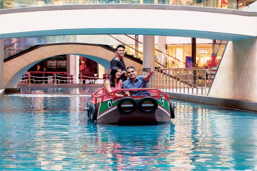 Singapore Marina Bay Sands Sampan Boat Ride