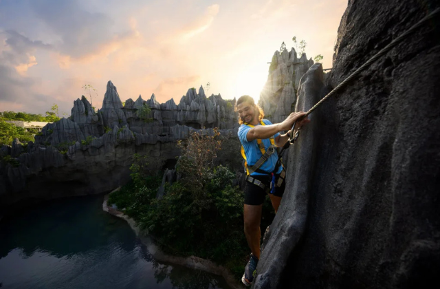 Singapore Rainforest Wild Adventures Plus Experience Ticket