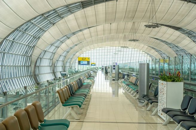 태국 방콕 수완나품 공항 & 돈무앙 공항 패스트트랙 입국 서비스 (전담 직원 미팅)