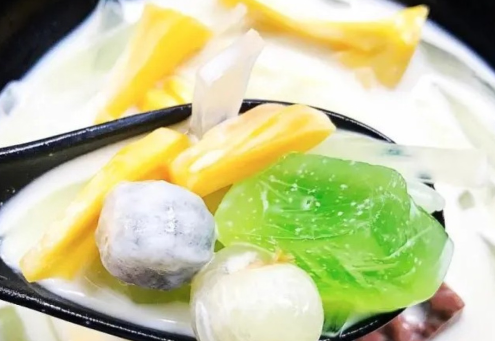 Ho Chi Minh Evening Street Food Private Tour