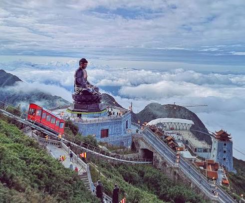 Sapa Sun World Fansipan Legend Cable Car Ticket