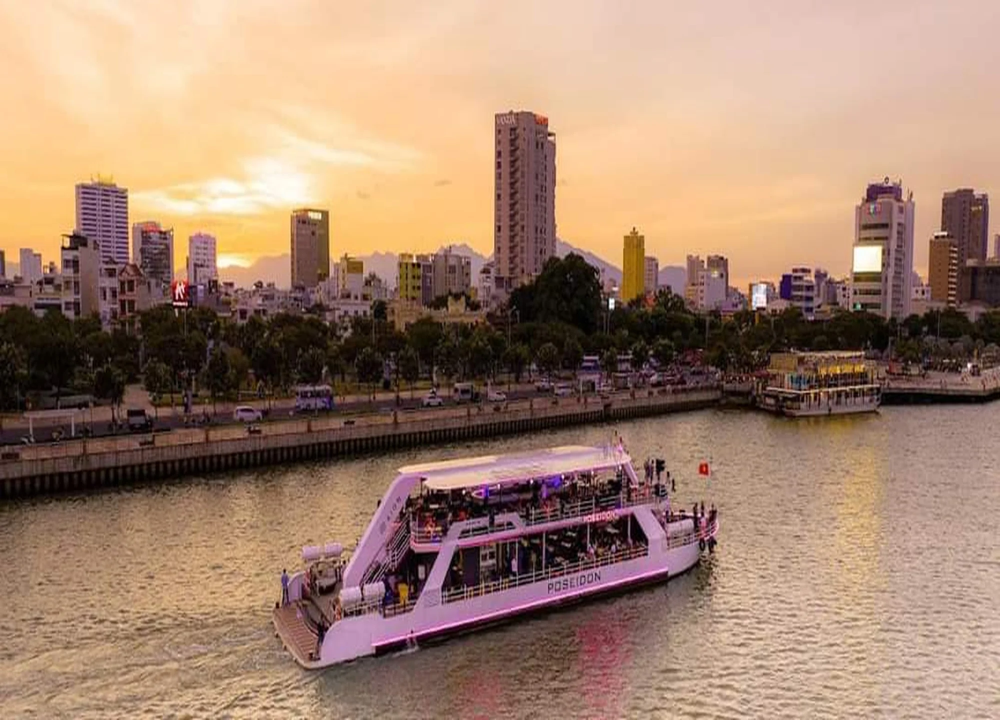 Poseidon Han River Cruise