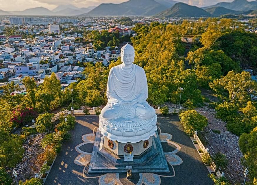 나트랑 반나절 오전 / 오후 시티 투어 (포나가르 사원, 롱선사, 대성당, 롯데마트, 담시장)