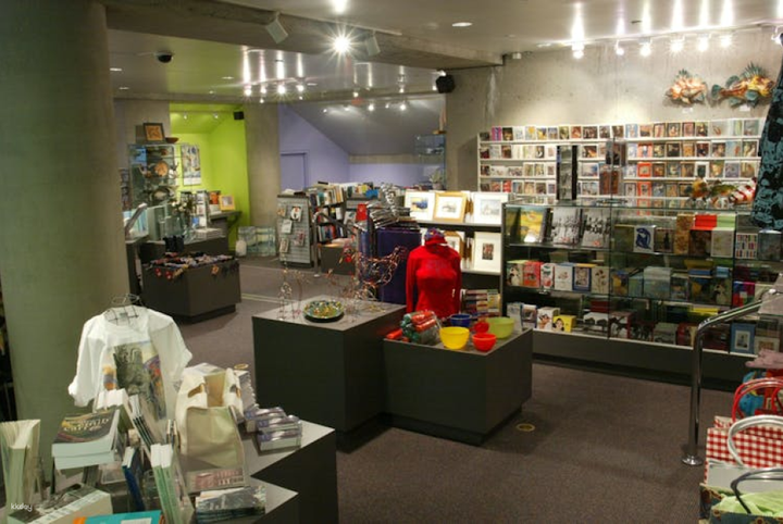 バンクーバー美術館 入場チケット