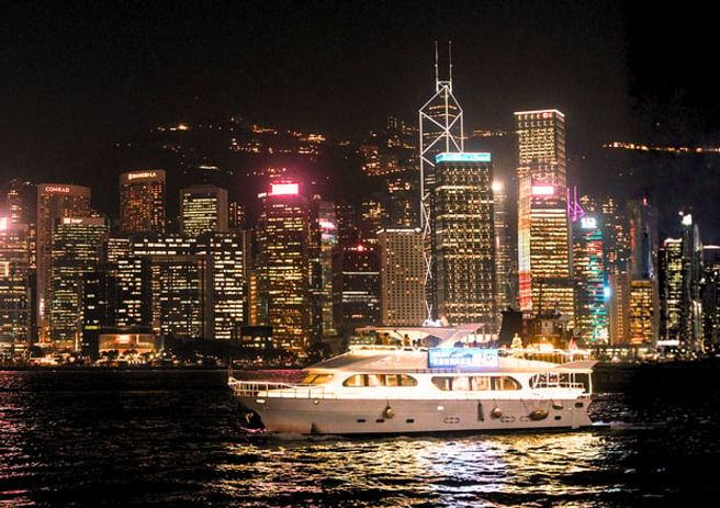 Hong Kong Victoria Harbour Symphony of Lights Yacht Cruise & Drinks