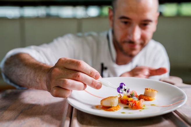 Sydney Harbour Captain Cook Dinner Cruise (3, 4 or 5 Course Menu)