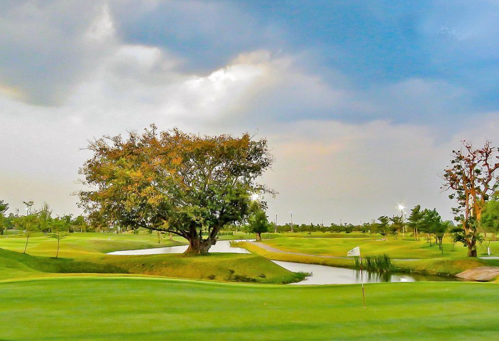 치앙마이 노스힐 골프클럽- 18홀 그린피 + 카트피+캐디피 포함