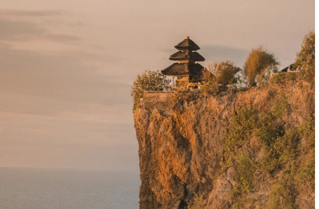 Bali Uluwatu Temple, Kecak Dance, GWK Cultural Park & Tanah Lot Beach Day Tour