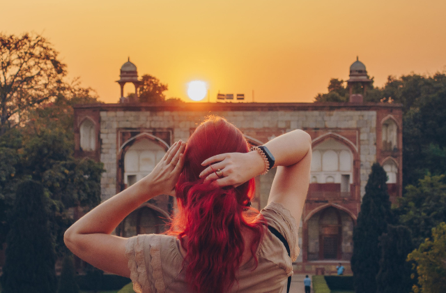 Delhi Private Layover Tour (Airport Pickup & Drop-off, Old Delhi, India Gate, Qutub Minar)