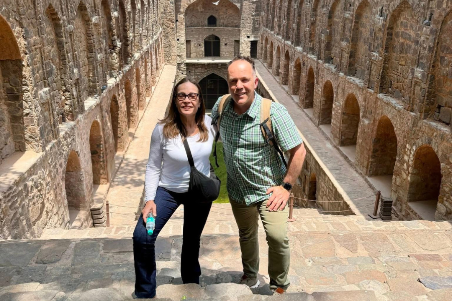 Delhi Private Layover Tour (Airport Pickup & Drop-off, Old Delhi, India Gate, Qutub Minar)
