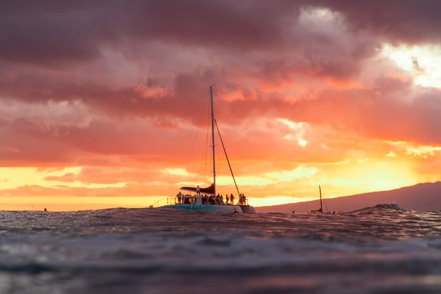 Hawaii Waikiki Sunset Catamaran Hāwea Cruise
