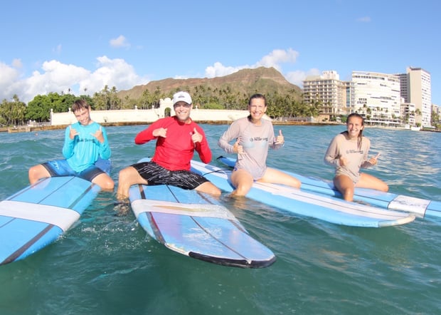 Hawaii Waikiki Beginner Surf Lesson - 2-Hour Group Class