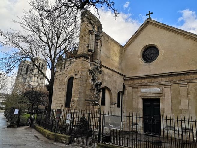 パリ、サン・ジュリアン・ル・ポール教会 ピアノコンサートチケット
