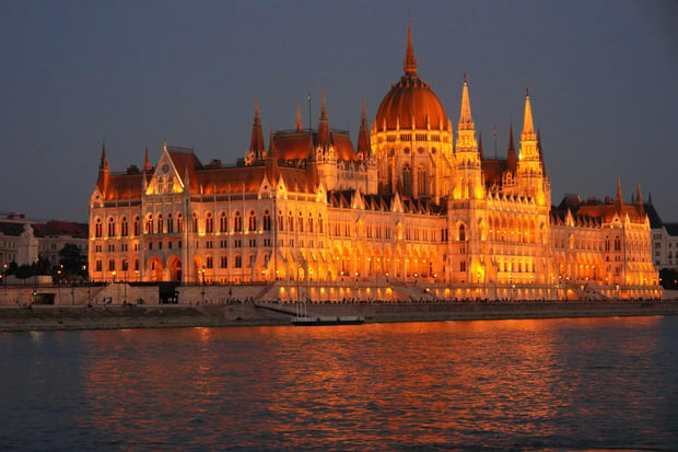 Budapest Danube Sunset & Night Cruise - Rooftop Seat Guaranteed
