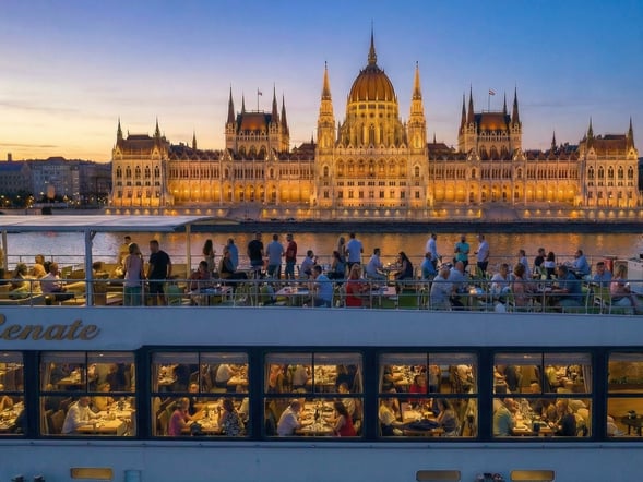 Budapest Danube River 4-Course Dinner Cruise