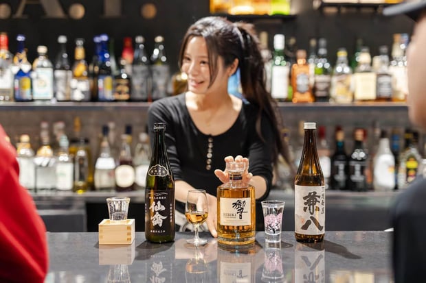Tokyo Japanese Whisky Tasting - 10 Types of Whisky & 5 Pairing Snacks