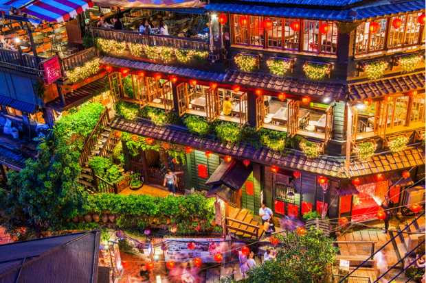 Taipei Departure: Yehliu, Shifen, Jiufen Guided Day Tour (Japanese, English Available)