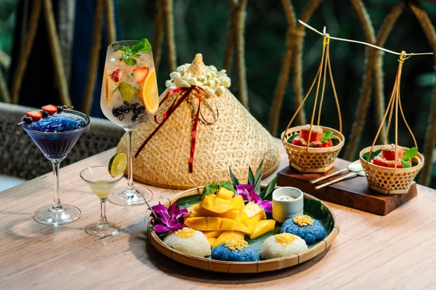 Chiang Mai Lan Na Wild Mango Sticky Rice Set