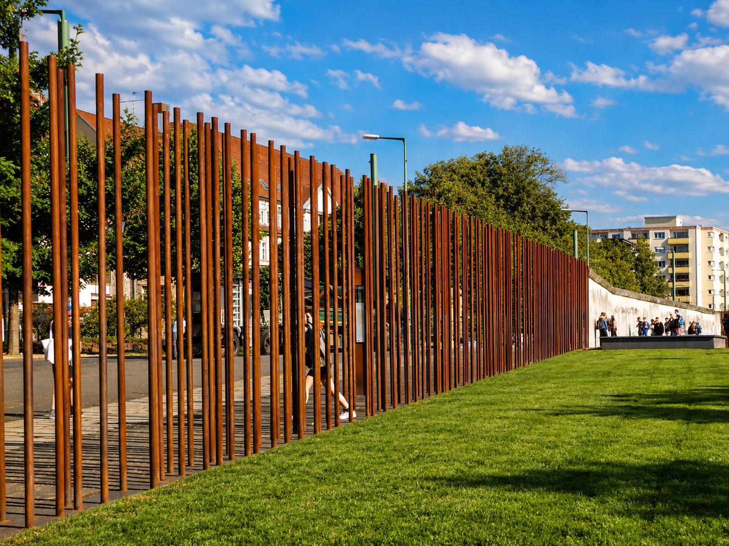 Berlin Wall History Walking Tour - Visit the Berlin Wall Memorial