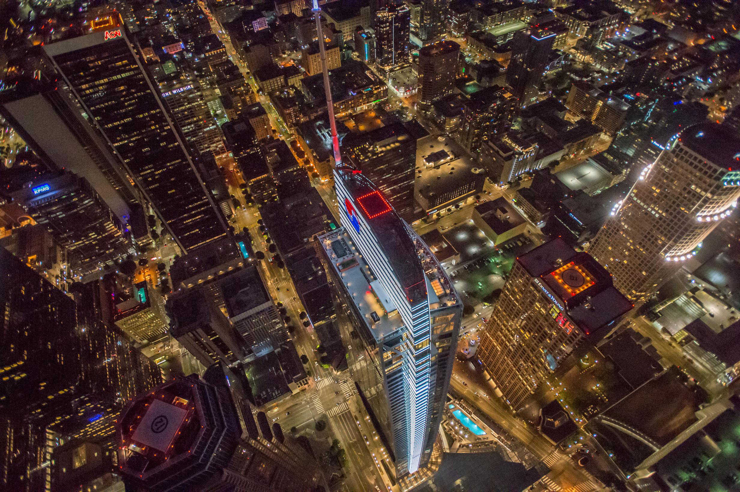 Los Angeles Night Helicopter Tour - 30-Minute Flight over Hollywood Sign & Downtown Skyline