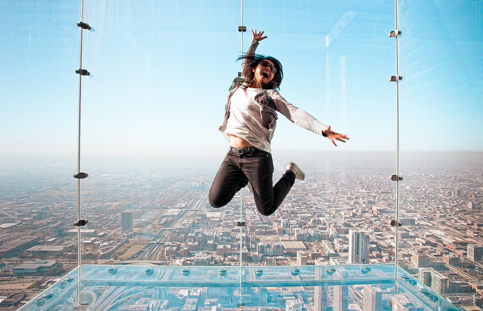 Chicago Willis Tower Skydeck & The Ledge Ticket - Timed Entry to the 103rd Floor