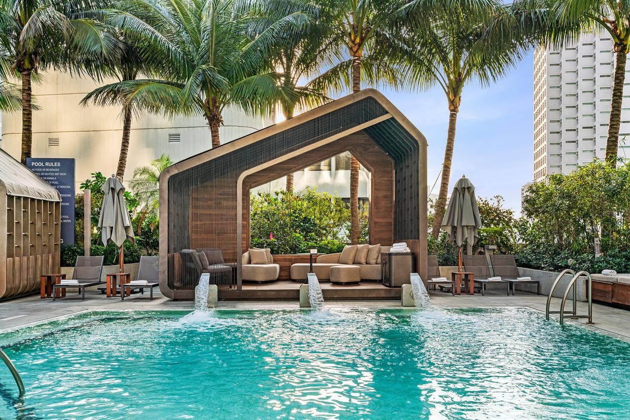 Miami Brickell EAST Miami Hotel Pool Day Pass