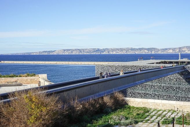 マルセイユ ヨーロッパ・地中海文明博物館 (Mucem) 優先入場チケット