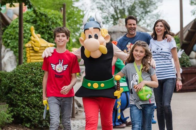 パリ近郊 アステリックス・パーク(Parc Astérix)1日入場券