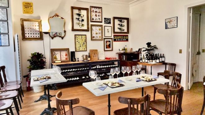 Paris Wine Tasting Experience - 5 French Wines & Cheese Platter with a Sommelier