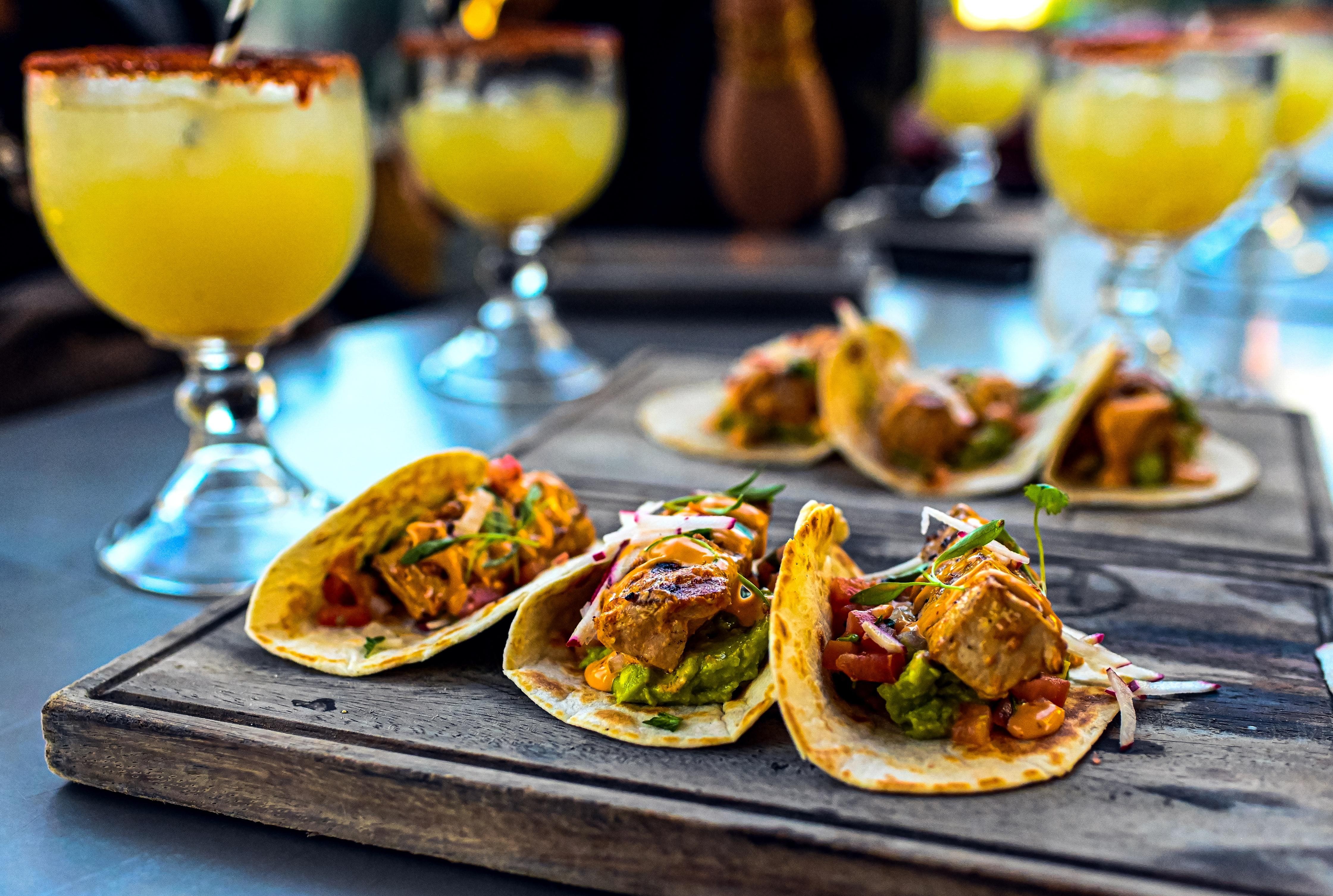 San Diego Gaslamp Quarter Food Tour - 6 Local Dishes