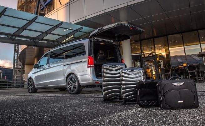 Denver International Airport Private Pickup to Downtown Hotels - 24/7 Service