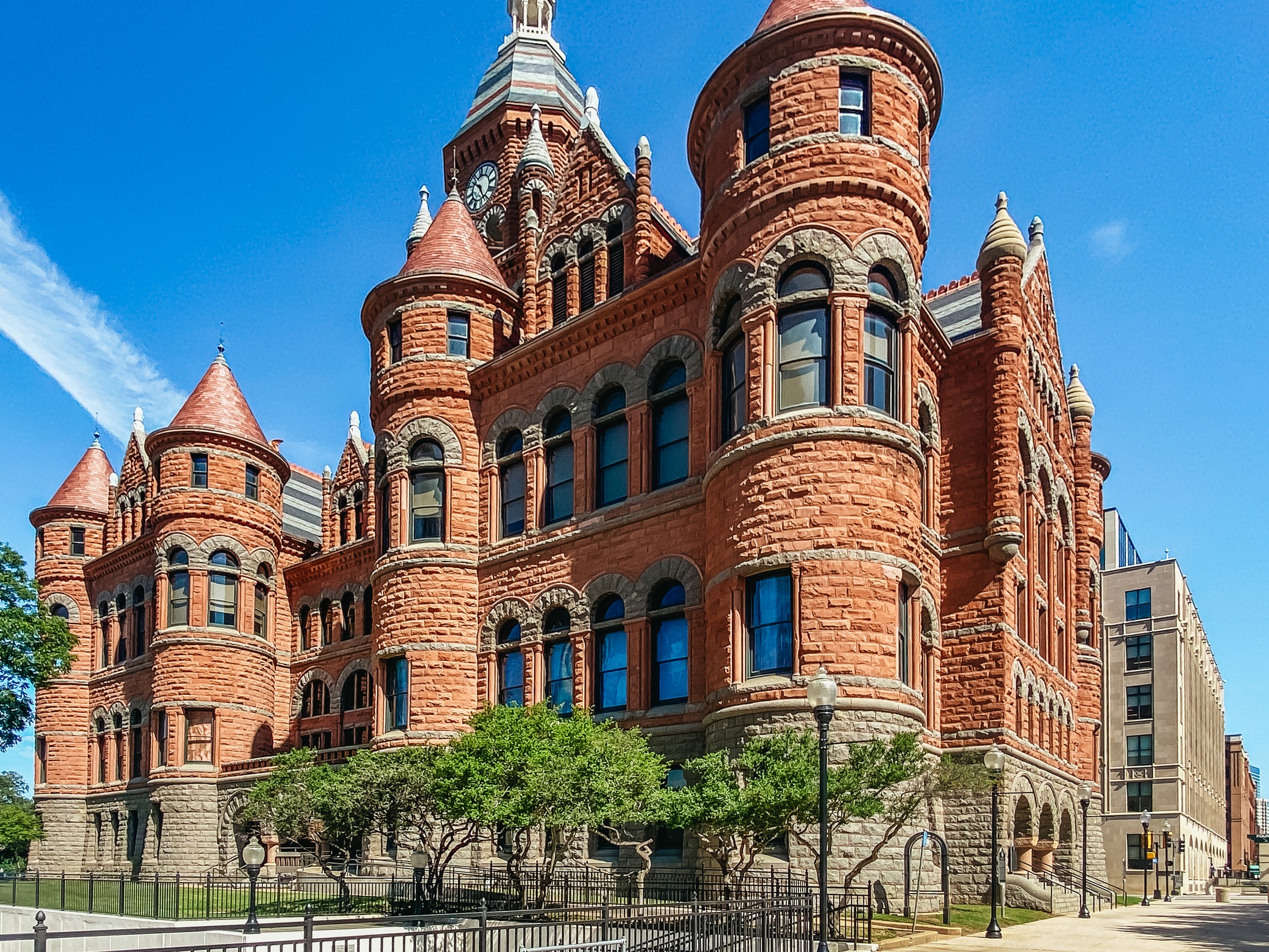 Dallas City & Southfork Ranch Combo Tour - Small Group