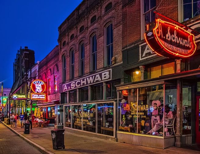 Memphis Ghost Walking Tour - Stories of Mobsters and Murder