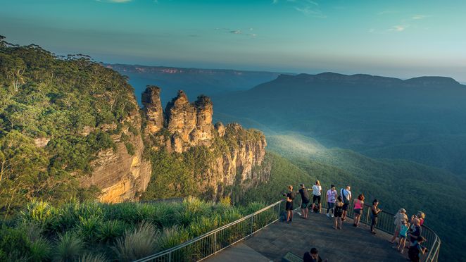 From Sydney: Blue Mountains Waterfalls and Wildlife Tour - Dinner Included