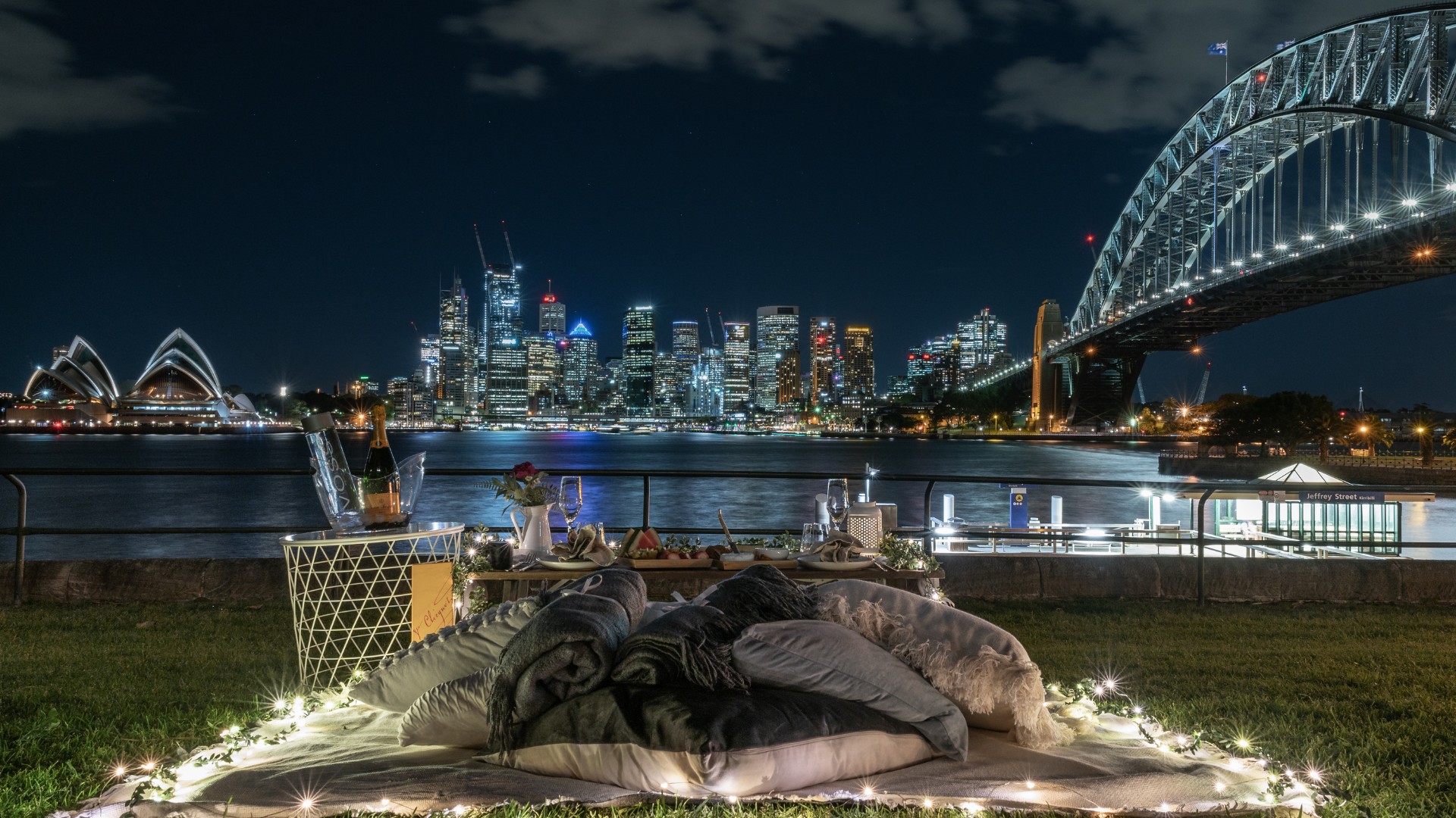 Sydney Kirribilli Harbour View Luxury Picnic for 2