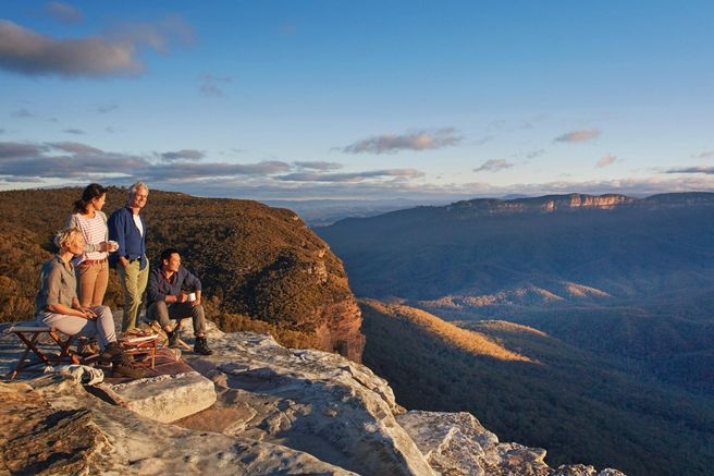 From Sydney: Blue Mountains & Sydney Zoo Tour - Scenic World Ticket Included