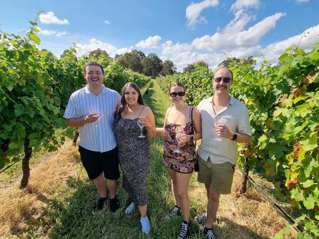 Sydney Departure: Hunter Valley Wine & Gin Food Pairing Tour - Lunch Included