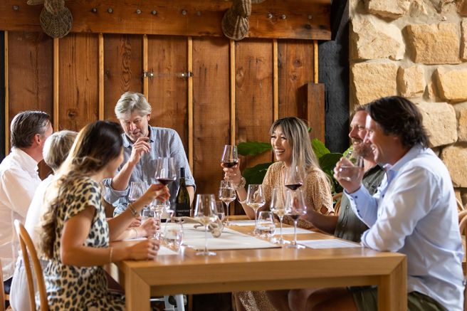 From Sydney: Hunter Valley Wine & Chocolate Tasting Tour - 2-Course Lunch Included