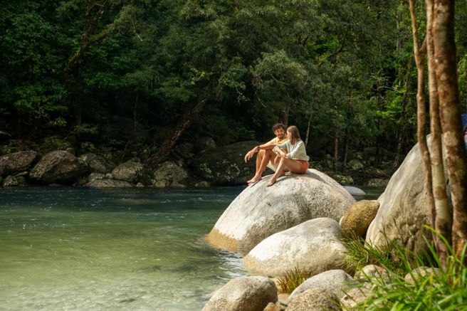 Cairns Cape Tribulation, Mossman Gorge & Daintree Day Tour - Lunch Included
