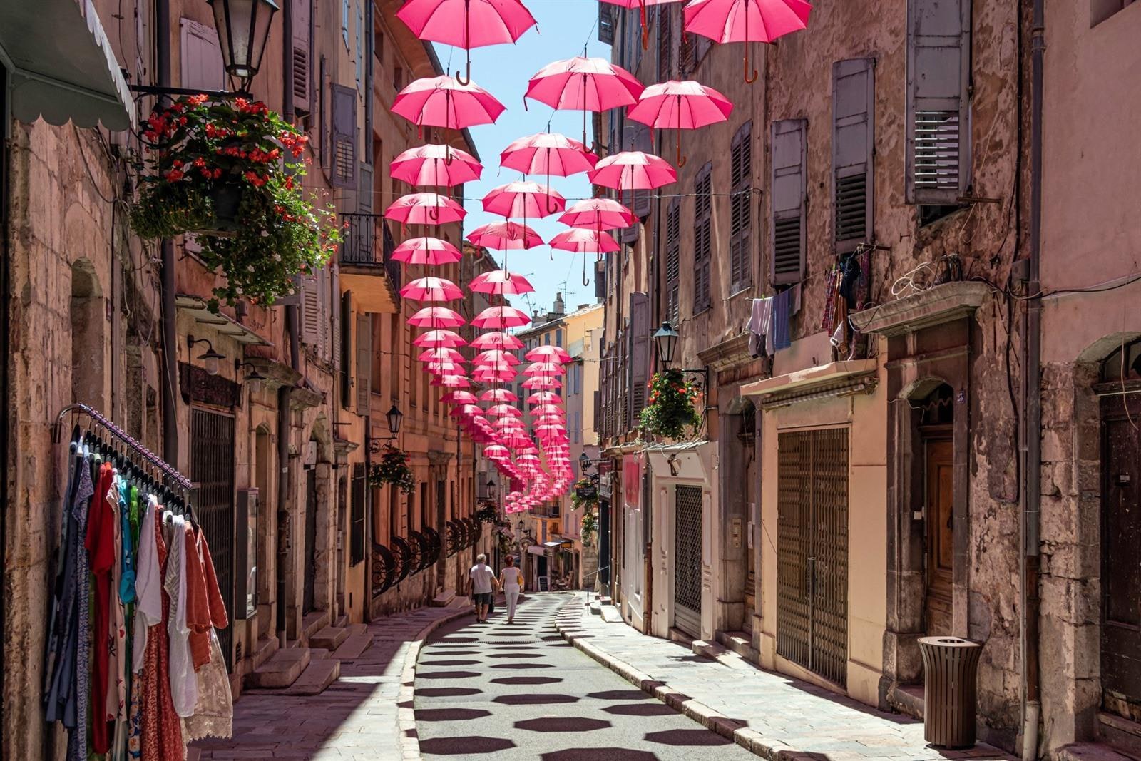 From Nice: Grasse & Gourdon Small-Group Tour (7.5 Hours) - Fragonard Perfume Factory & Bellet Wine Tasting (Max 8 People)